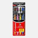Набор Colgate Зубная щётка Зиг Заг Древесный уголь 2шт + Зубная щётка средней жёсткости 2шт