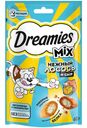 Лакомство Dreamies Mix подушечки с лососем и сыром для взрослых кошек 60г
