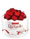 Конфеты Raffaello с цельным миндалем в кокосовой обсыпке 200 г