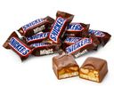 Конфеты шоколадные Snickers Minis с карамелью, арахисом и нугой