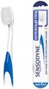 Зубная щетка Sensodyne Бережный Уход для чувствительных зубов мягкая в ассортименте
