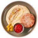 Биточек куриный с соусом из болгарского перца и картофельным пюре Перекрёсток Select, 250г