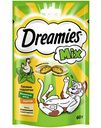 Лакомство для взрослых кошек Подушечки Dreamies Mix Курица и кошачья мята, 60 г