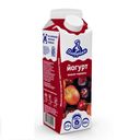 Йогурт вишня-черешня с сахаром Вятушка 2,5% 500гр БЗМЖ