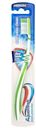 Зубная щетка Aquafresh Everyday Clean средней жесткости