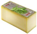 Сыр твердый Emmi Свиссарт травы Швейцария 50%, 1 кг