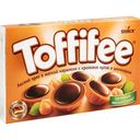 Набор конфет Toffifee Лесной орех в мягкой карамели с кремовой нугой и шоколадом, 125г