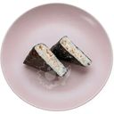 Онигири с кальмаром и соусом Том Ям Prosushi, 100г