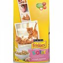 Корм для кошек Friskies курица, молоко и полезные овощи, 2 кг