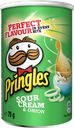 Чипсы картофельные Pringles со вкусом сметаны и лука, 70г