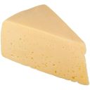 Сыр полутвердый Радость вкуса Российский классический 45% ~350 г