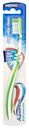 Зубная щетка Aquafresh Everyday Clean средней жесткости