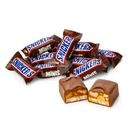 Конфеты шоколадные Snickers Minis с карамелью, арахисом и нугой