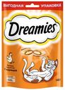 Лакомство Dreamies подушечки с курицей для кошек 140г